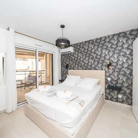 Modern 1 Bedroom Flat 2 Terraces Parking Cannes