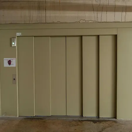 Modern 1 Bedroom Flat 2 Terraces Parking *